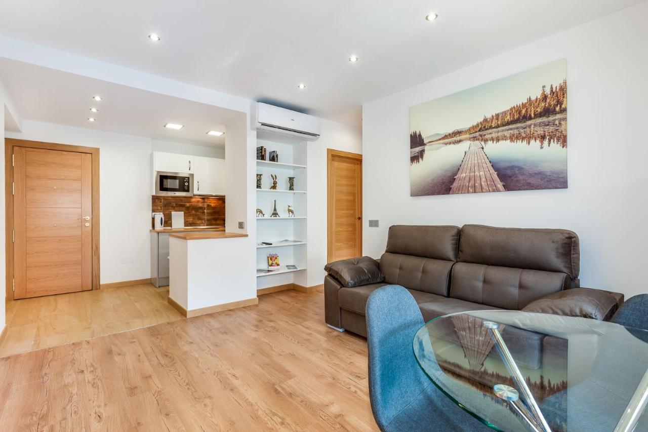 New 1 Bedroom Apartement On The Sea In Marbella. 외부 사진